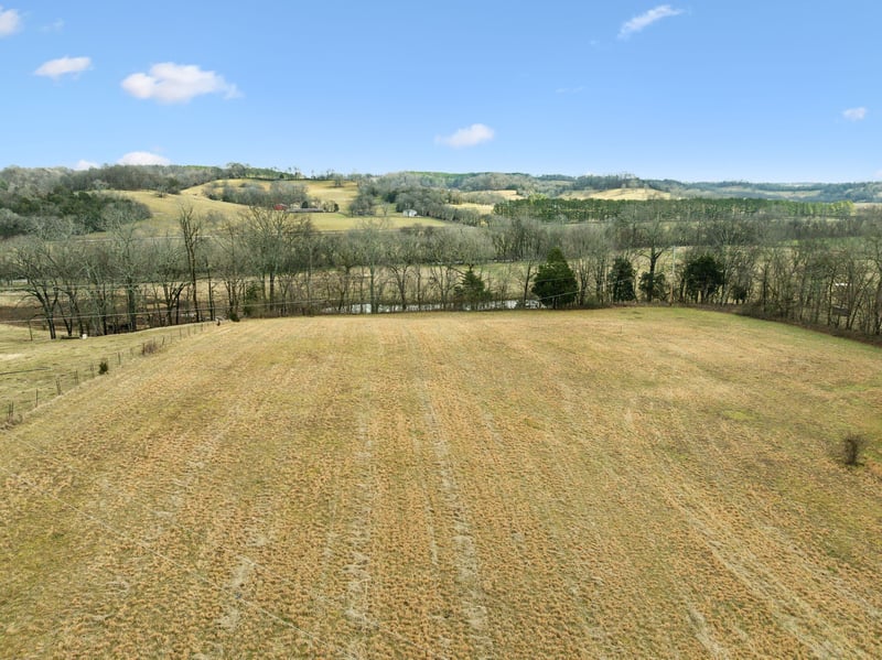 Leipers Creek Rd, Williamsport, TN 38487