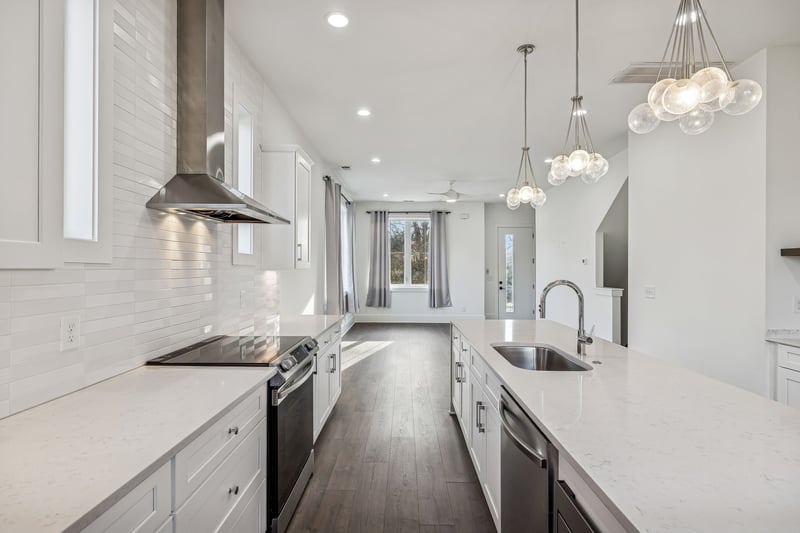 2050 Mckinley St, Nashville, TN 37207