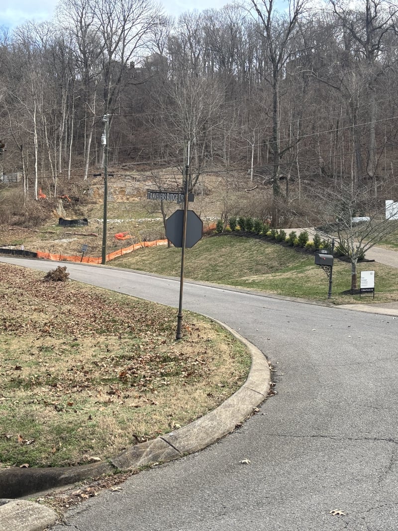 941 Travelers Ct, Nashville, TN 37220