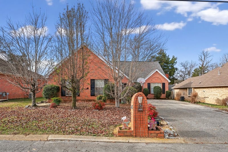6045 Firelight Trl, Antioch, TN 37013