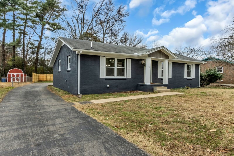 1510 Foxdale Dr, Murfreesboro, TN 37130