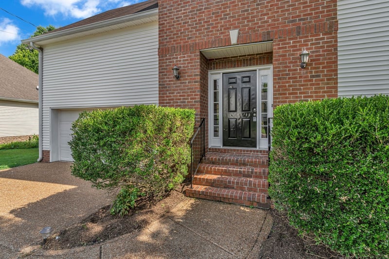 109 Edgeview Ct, Hendersonville, TN 37075