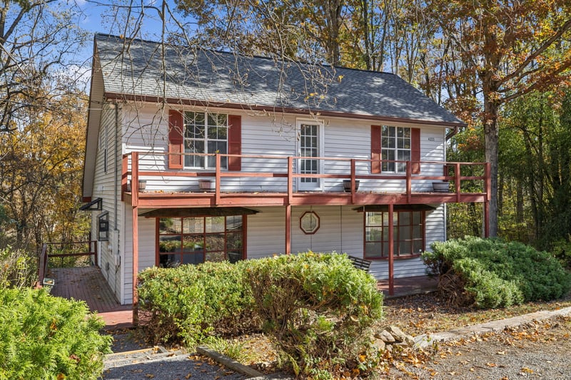 4222 Gourley Rd, Pegram, TN 37143