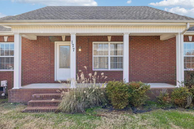 177 Monticello Dr, Pleasant View, TN 37146