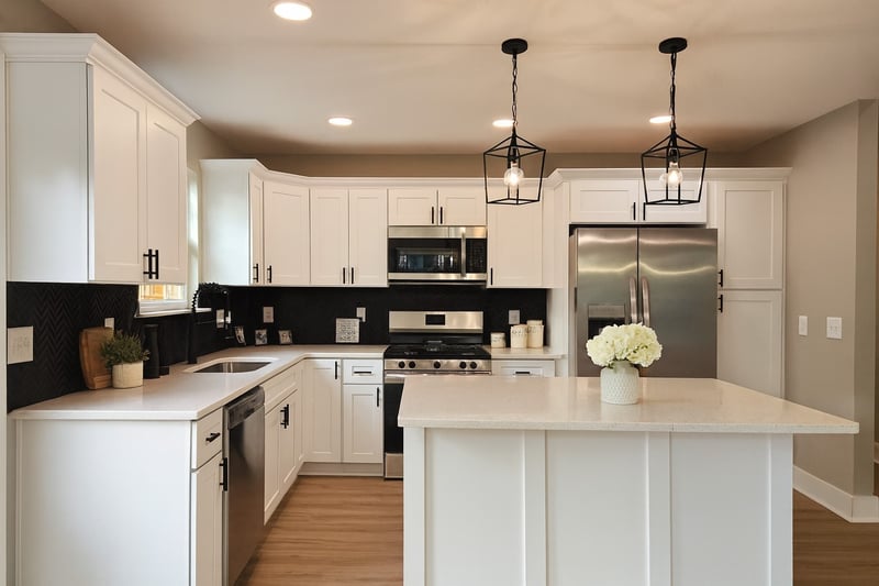 215 Garwood Dr, Nashville, TN 37210