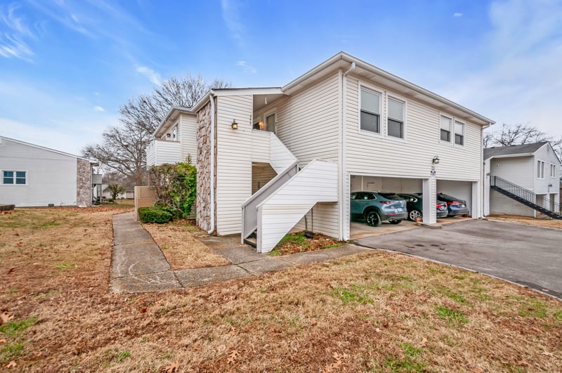 810 Bellevue #242, Nashville, TN 37221