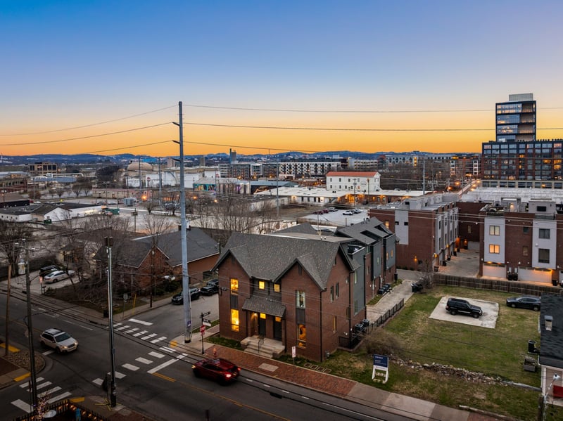 1330 3rd Ave, Nashville, TN 37208