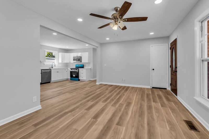 1704 George Thomas Dr, La Vergne, TN 37086