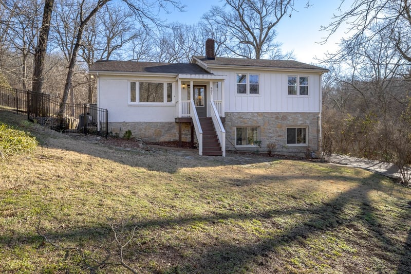 807 Russleo Dr, Nashville, TN 37209