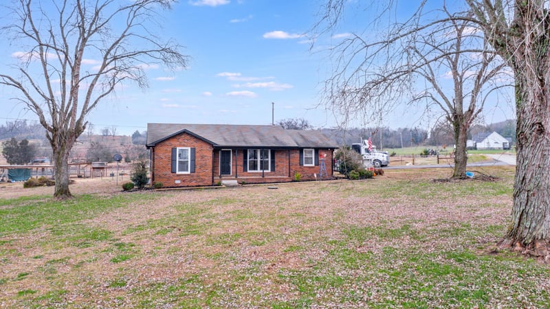25 Phillips Rd, Lebanon, TN 37087