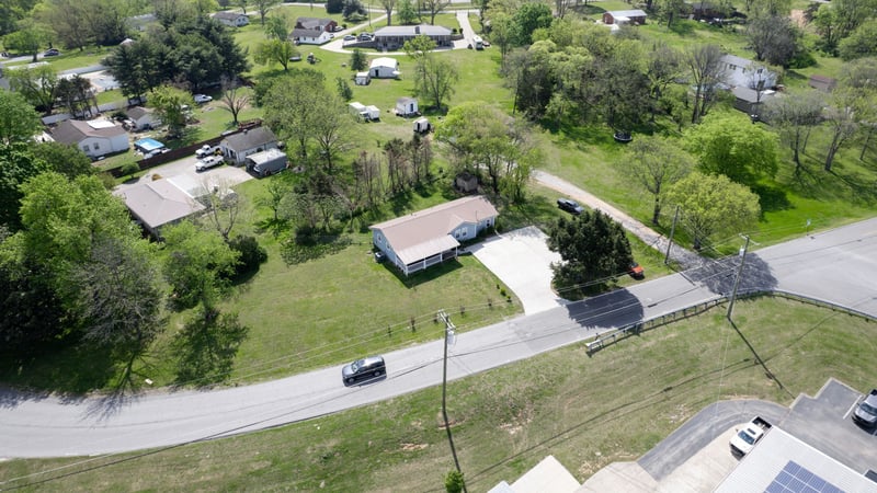 291 Old Waldron Rd, La Vergne, TN 37086