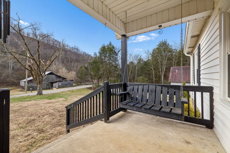 147 Sloan Branch Rd, Pleasant Shade, TN 37145