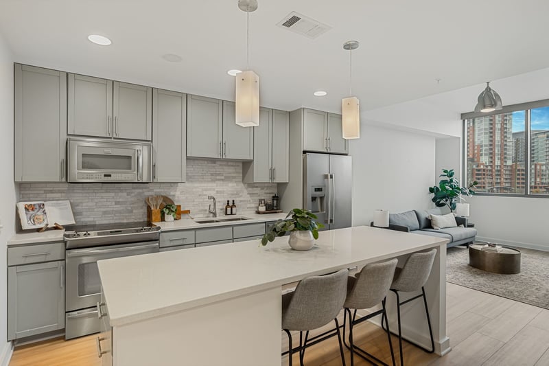 1212 Laurel St #206, Nashville, TN 37203