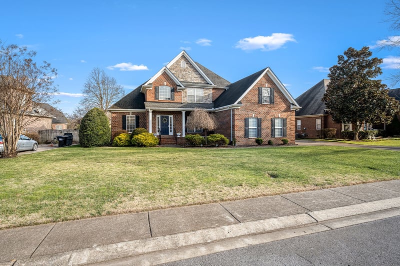 1460 Winterberry Dr, Murfreesboro, TN 37130