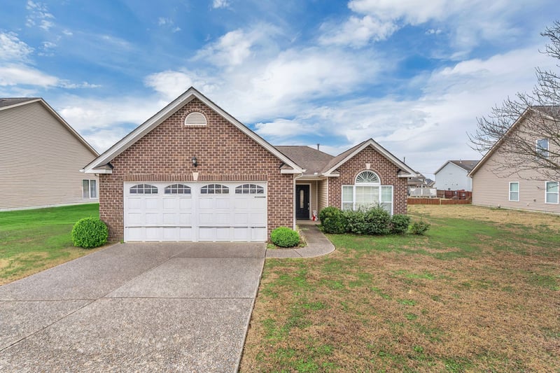 1041 Campbell Ave, Gallatin, TN 37066