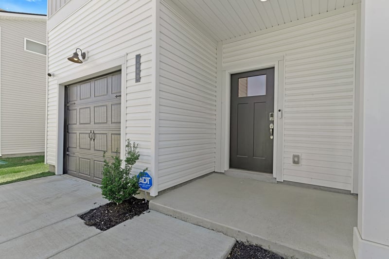 4669 Ridge Bend Dr, Nashville, TN 37207