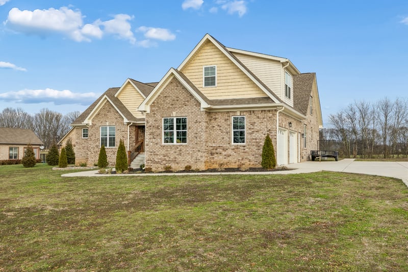 4029 Pleasant Gate Ln, Columbia, TN 38401