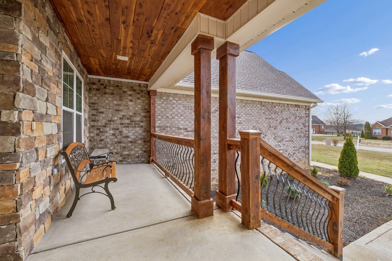 4029 Pleasant Gate Ln, Columbia, TN 38401