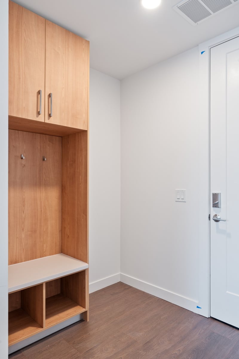 1212 Demonbreun St #909, Nashville, TN 37203