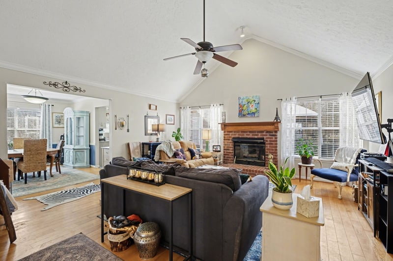 1109 Mistletoe Cir, Hermitage, TN 37076