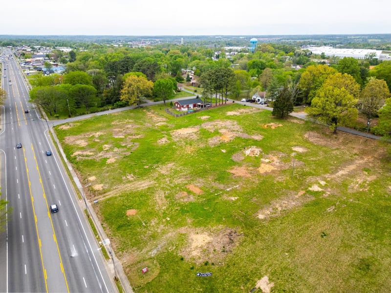 2504 Memorial Blvd, Springfield, TN 37172