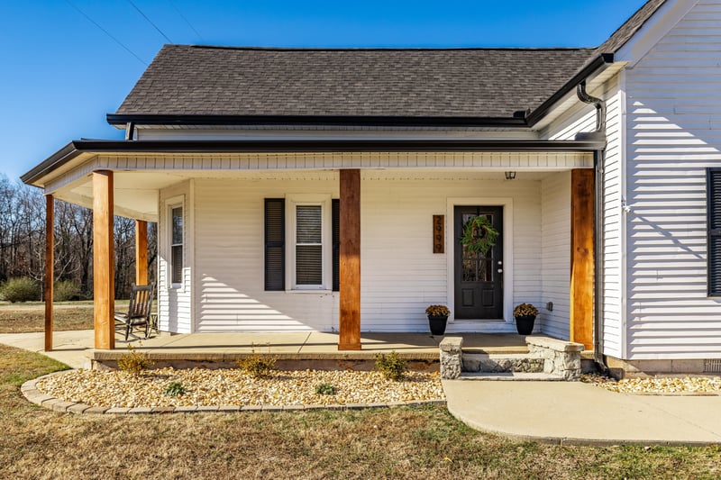 2999 Oak Grove Church Rd, Bethpage, TN 37022