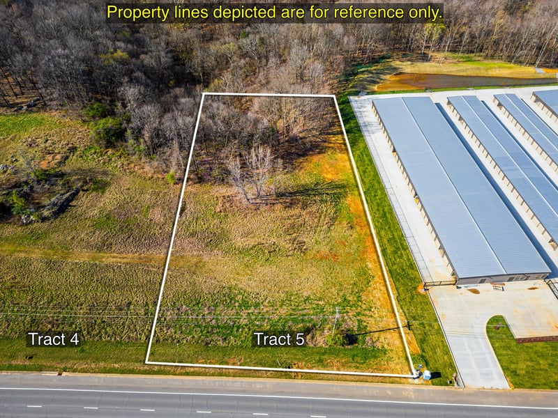Highway 41 , Springfield, TN 37172