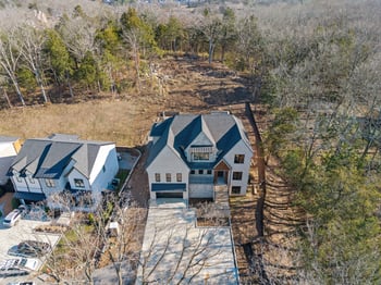 7678 Sawyer Brown Rd, Nashville, TN 37221