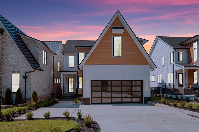 6398 Highway 100 , Nashville, TN 37205