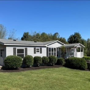 539 Womack Rd, Bethpage, TN 37022