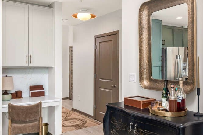 301 Demonbreun St #814, Nashville, TN 37201