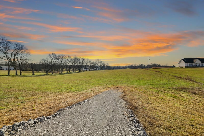 2768 Hartsville Pike, Castalian Springs, TN 37031