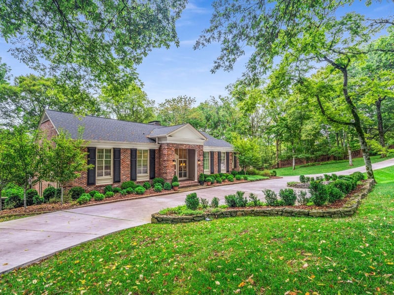 1066 Lynnwood Blvd, Nashville, TN 37215