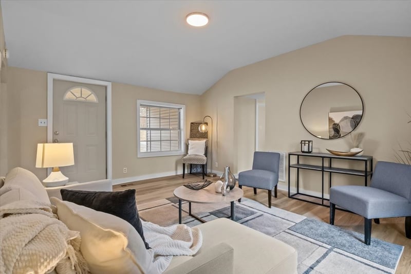 370 Main St, White Bluff, TN 37187