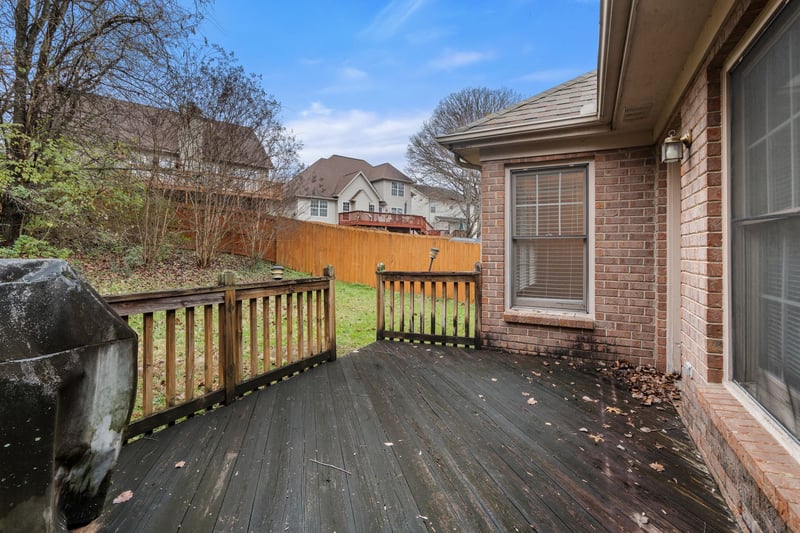 1332 Timber Valley Dr, Nashville, TN 37214