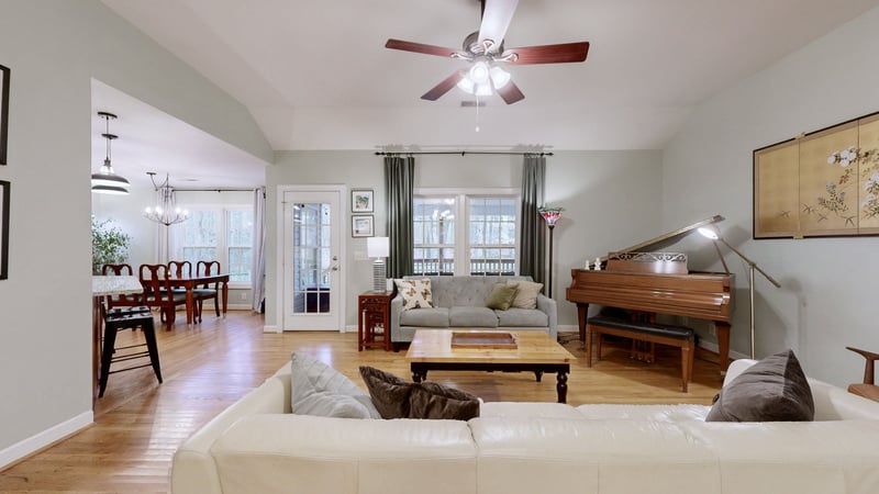 112 Holly Ln, White House, TN 37188