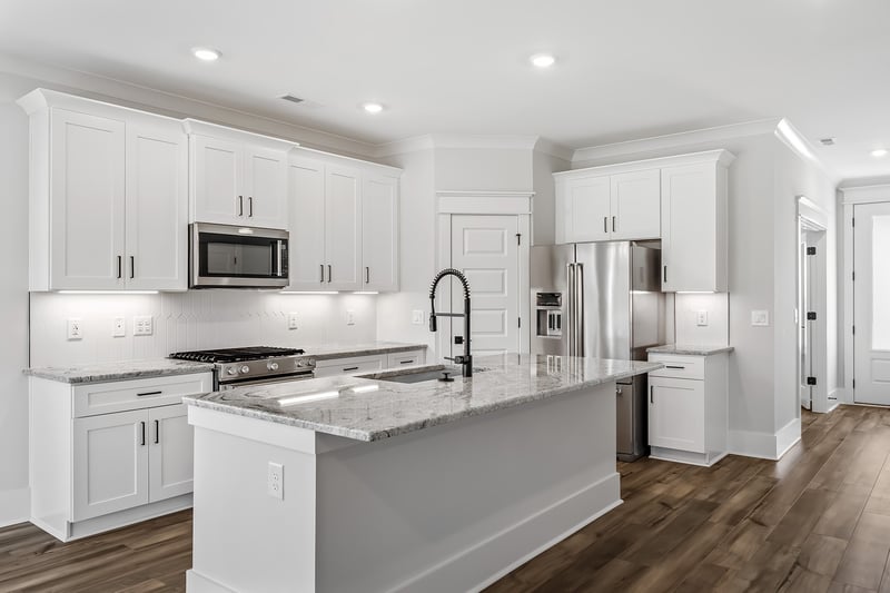 808 Tanager Ct, White House, TN 37188