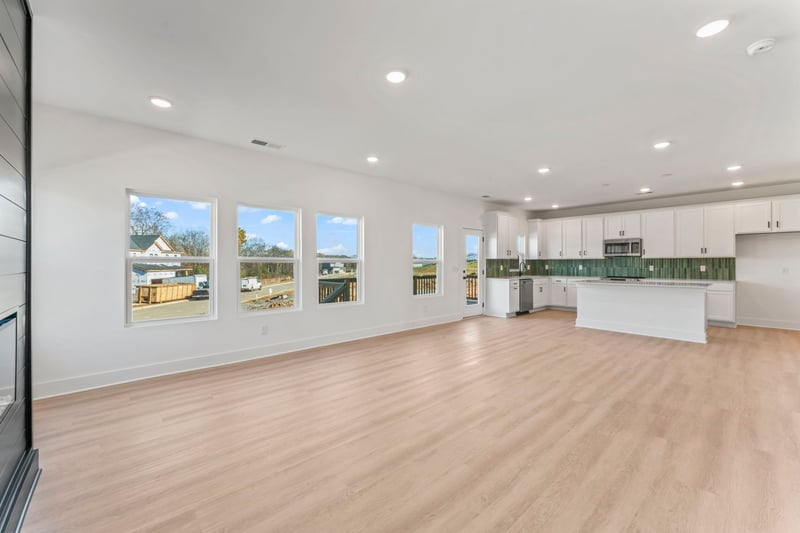 3149 Rolling Brook Dr, Columbia, TN 38401