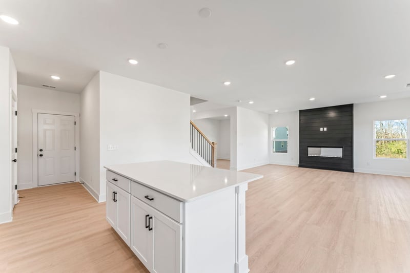 3149 Rolling Brook Dr, Columbia, TN 38401