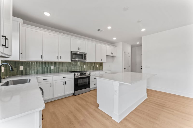 3149 Rolling Brook Dr, Columbia, TN 38401