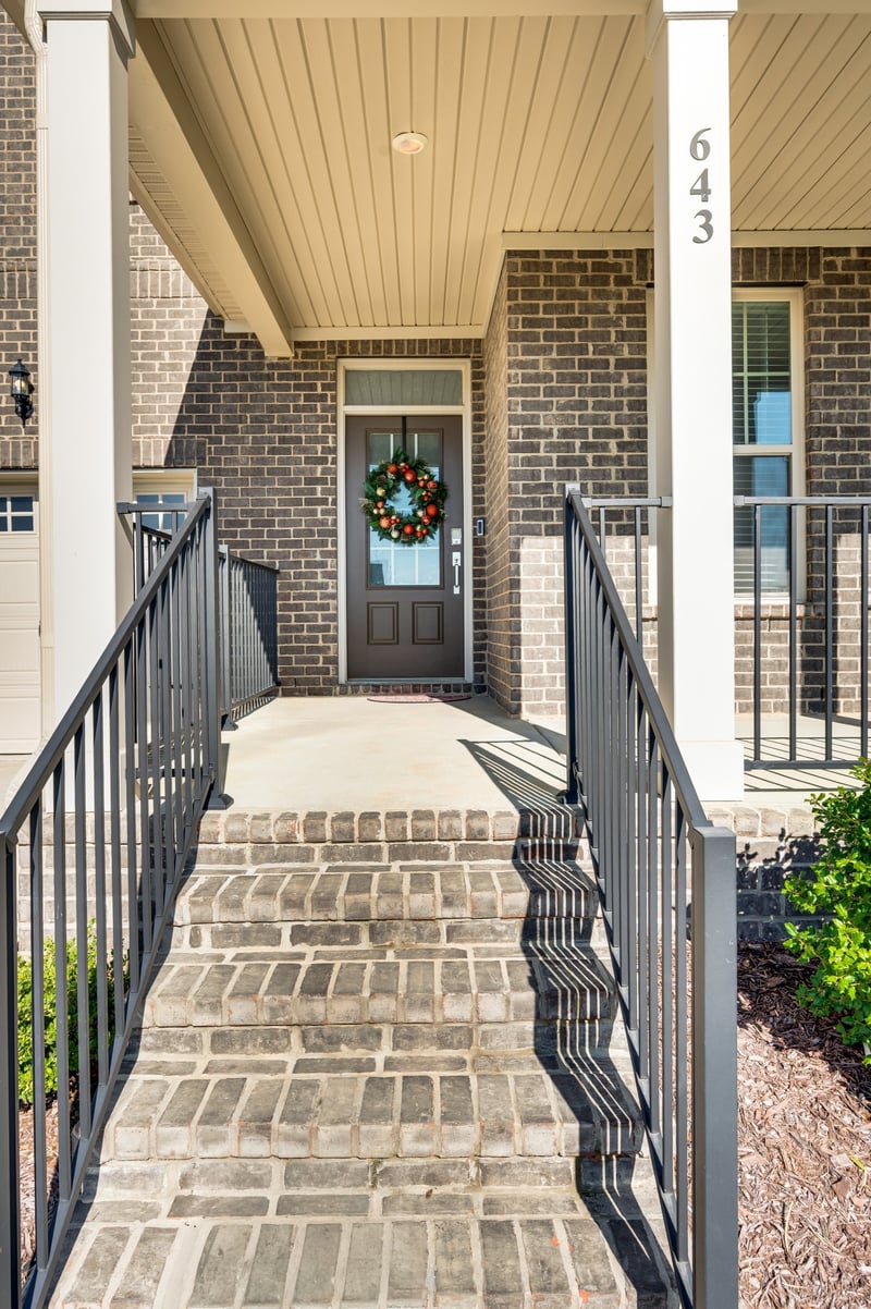 643 Snap Dragon Ln, Hendersonville, TN 37075