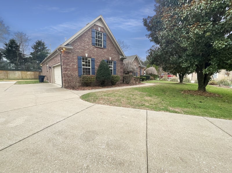 1443 Winterberry Dr, Murfreesboro, TN 37130