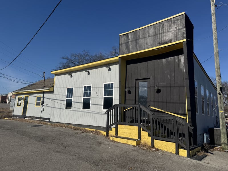 1243 S Dickerson Rd, Goodlettsville, TN 37072