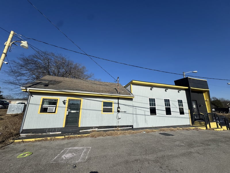 1243 S Dickerson Rd, Goodlettsville, TN 37072