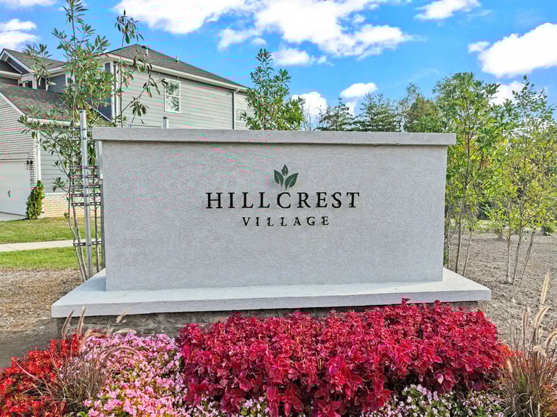 2951 Sharpstone Dr, Columbia, TN 38401