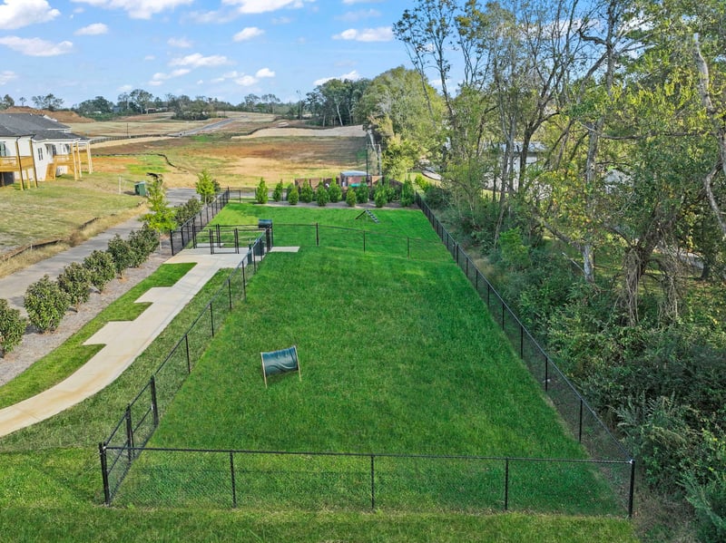 2951 Sharpstone Dr, Columbia, TN 38401