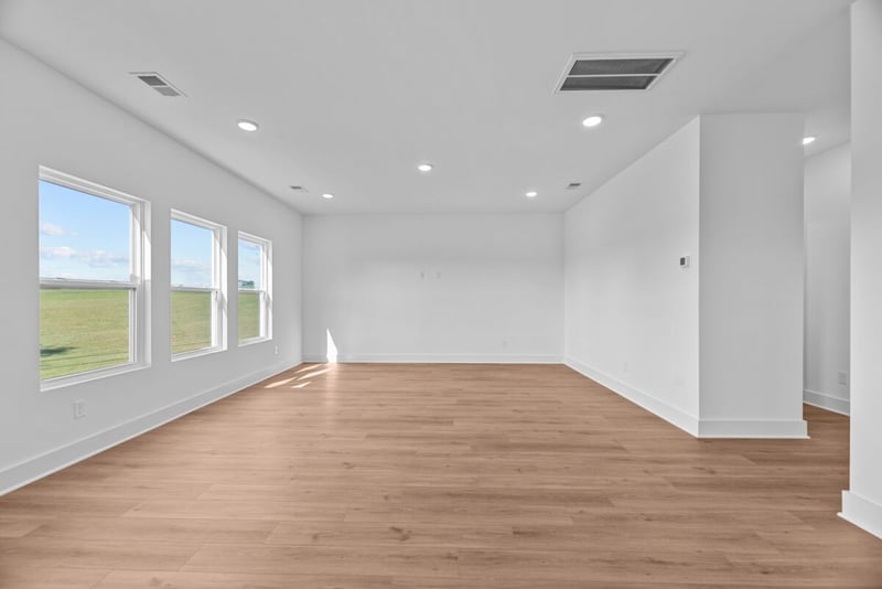 2958 Peaceful Valley Dr, Columbia, TN 38401