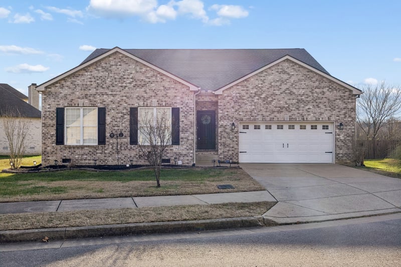821 Northstar Ct, Old Hickory, TN 37138