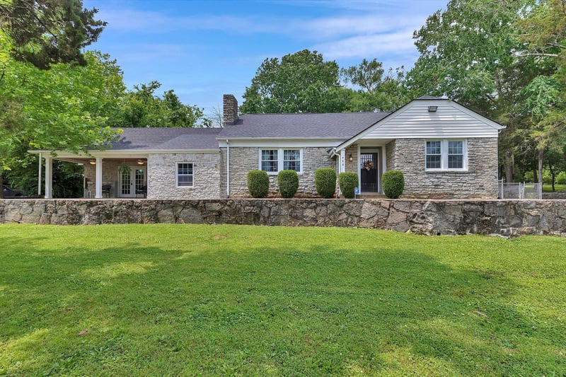 752 Florence Cir, Madison, TN 37115