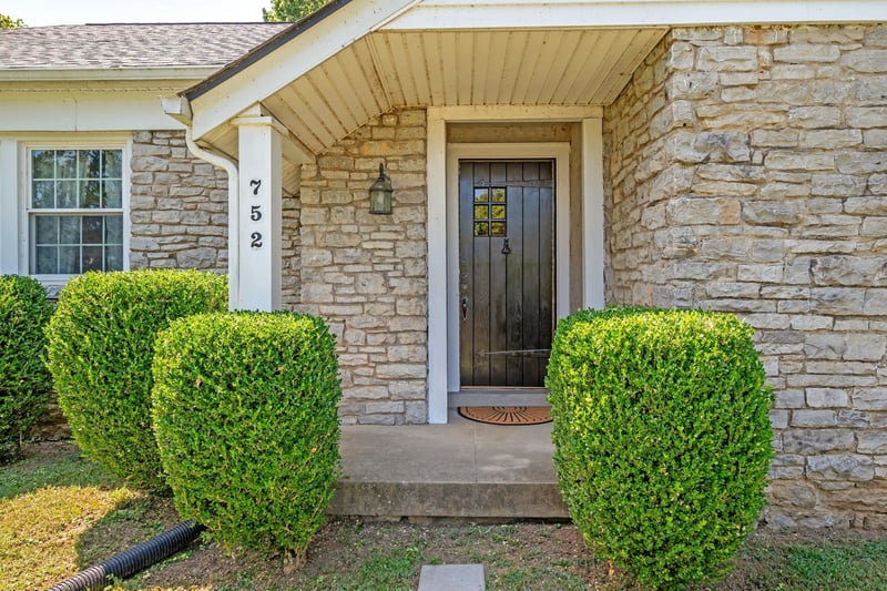 752 Florence Cir, Madison, TN 37115